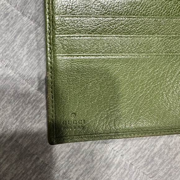 Gucci Studded Interlocking GG compact wallet with COA - Picture 8 of 13